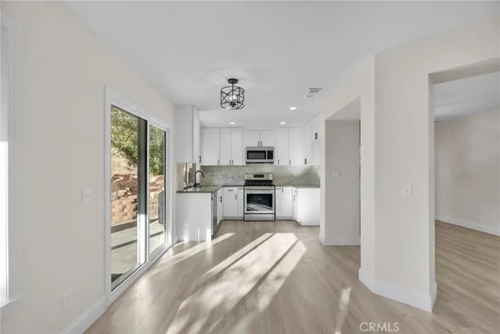 28032 Cascade Road, Castaic, California 91384