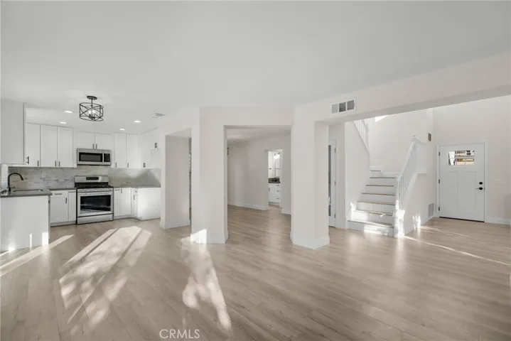 28032 Cascade Road, Castaic, California 91384