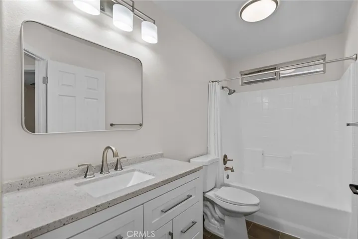 28032 Cascade Road, Castaic, California 91384