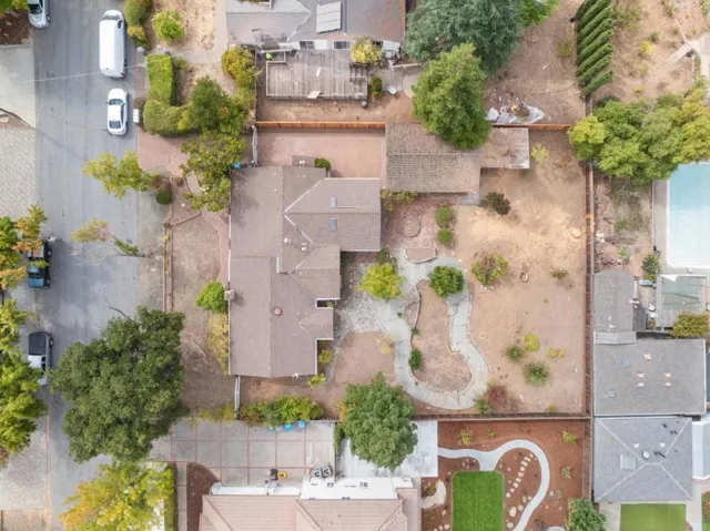 21471 Vai Avenue, Cupertino, California 95014