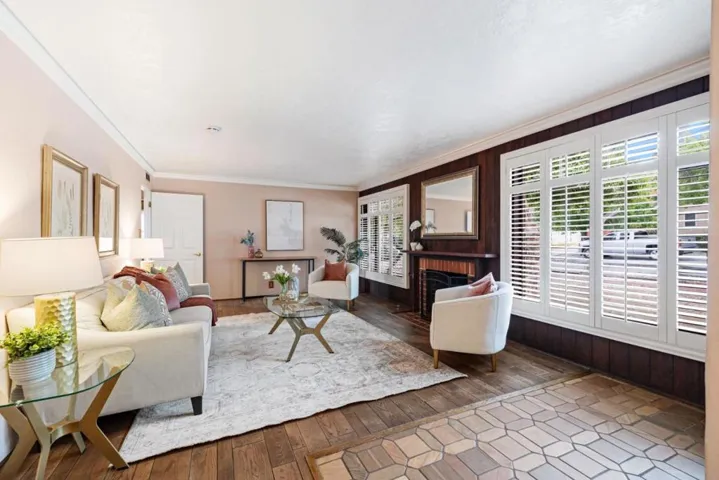 21471 Vai Avenue, Cupertino, California 95014