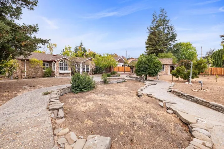 21471 Vai Avenue, Cupertino, California 95014