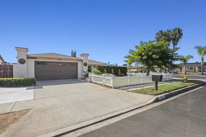 2101 Holly Avenue, Escondido, California 92027