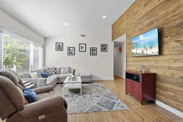 2101 Holly Avenue, Escondido, California 92027