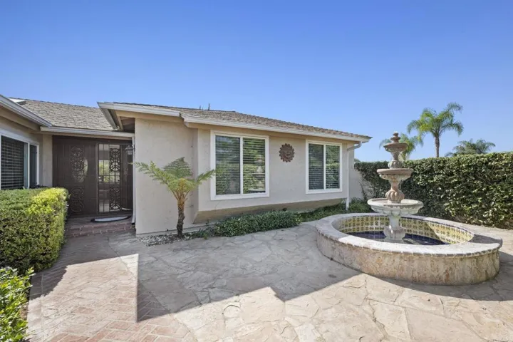 2101 Holly Avenue, Escondido, California 92027