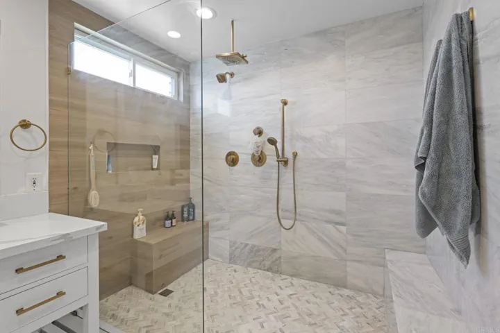 2101 Holly Avenue, Escondido, California 92027