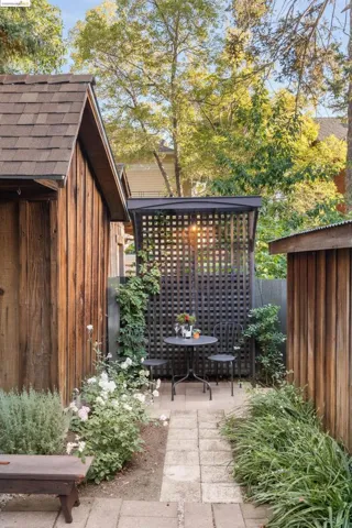 2816 Derby St, Berkeley, California 94705