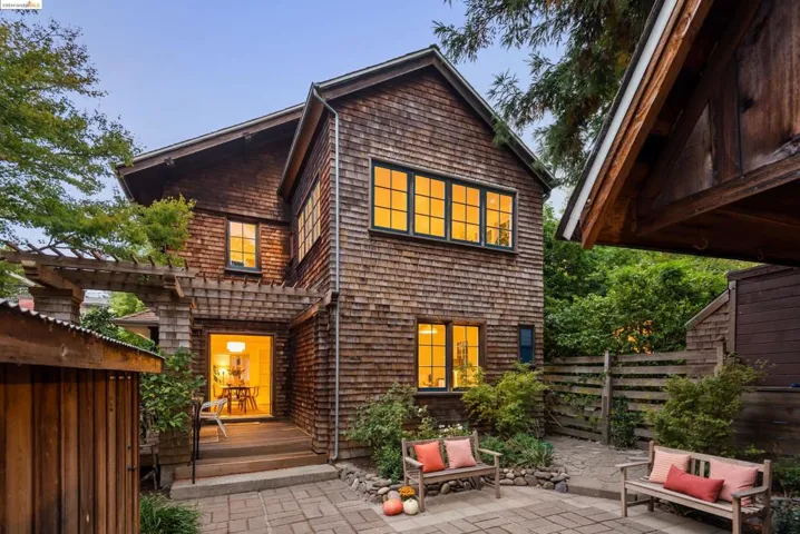 2816 Derby St, Berkeley, California 94705