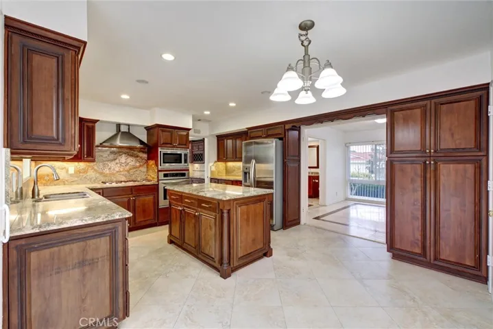 6960 Starstone Drive, Rancho Palos Verdes, California 90275