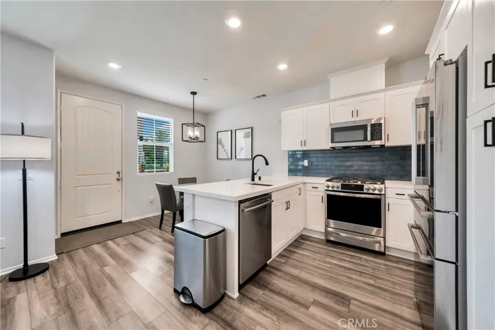 30478 Downtown Way, Menifee, California 92584