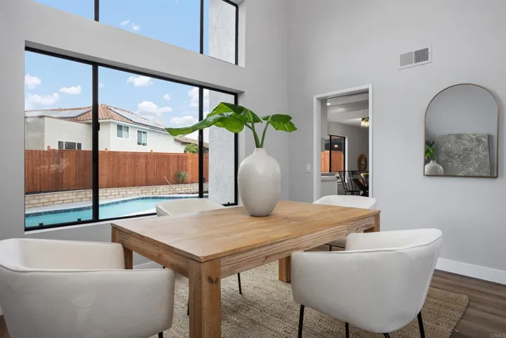 2101 Crown View Way, Oceanside, California 92056