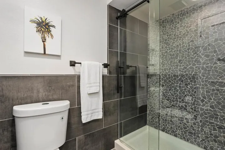 2101 Crown View Way, Oceanside, California 92056