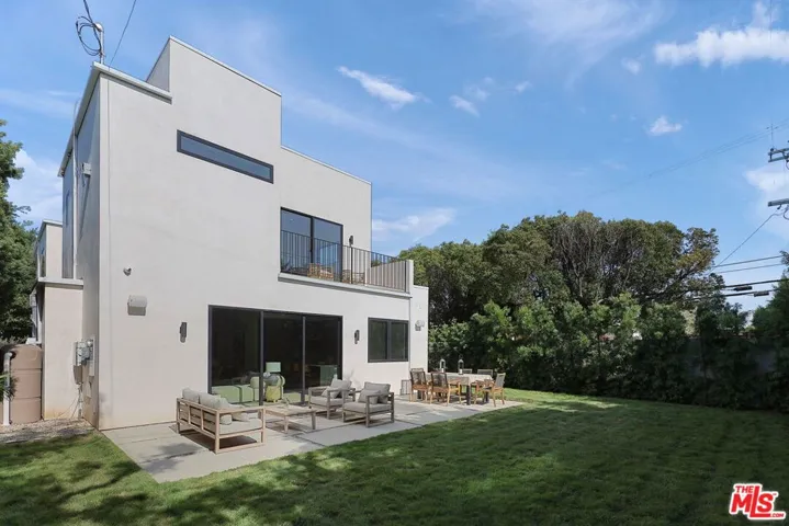2255 Camden Avenue, Los Angeles, California 90064