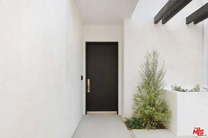 2255 Camden Avenue, Los Angeles, California 90064