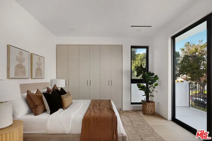 2255 Camden Avenue, Los Angeles, California 90064