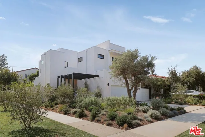 2255 Camden Avenue, Los Angeles, California 90064