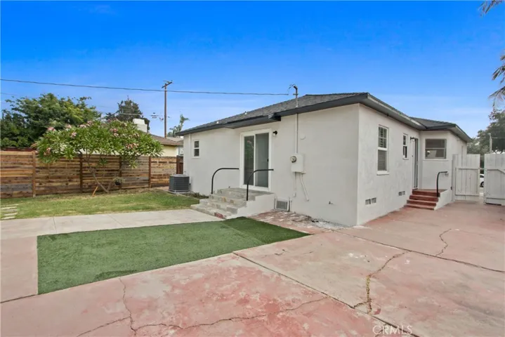 811 Stephens Avenue, Fullerton, California 92833