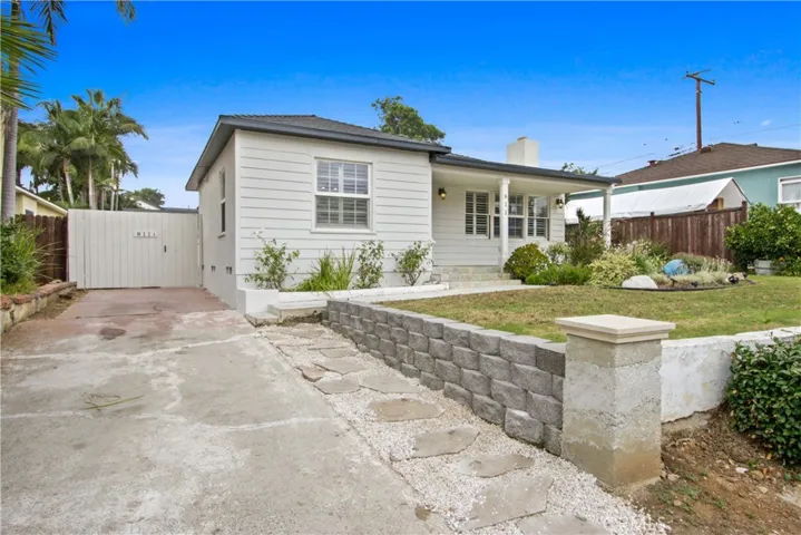 811 Stephens Avenue, Fullerton, California 92833