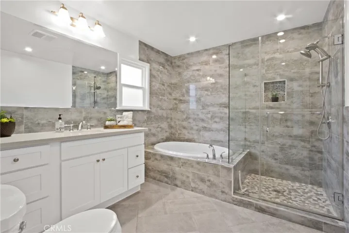 811 Stephens Avenue, Fullerton, California 92833