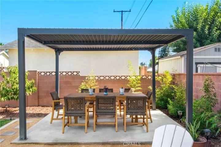 1402 E Madison Avenue, Orange, California 92867