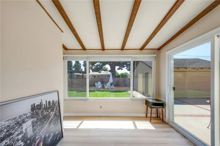 1402 E Madison Avenue, Orange, California 92867