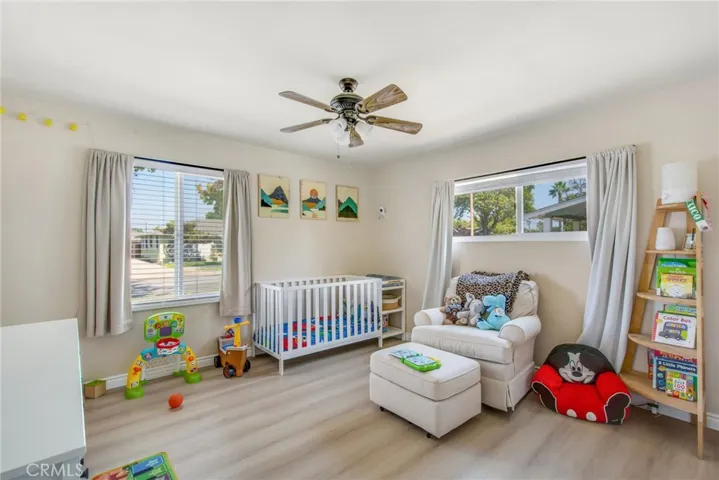 1402 E Madison Avenue, Orange, California 92867