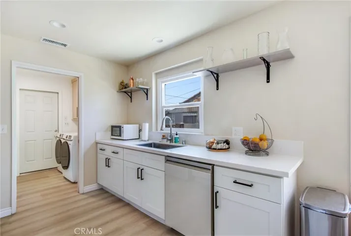 1402 E Madison Avenue, Orange, California 92867
