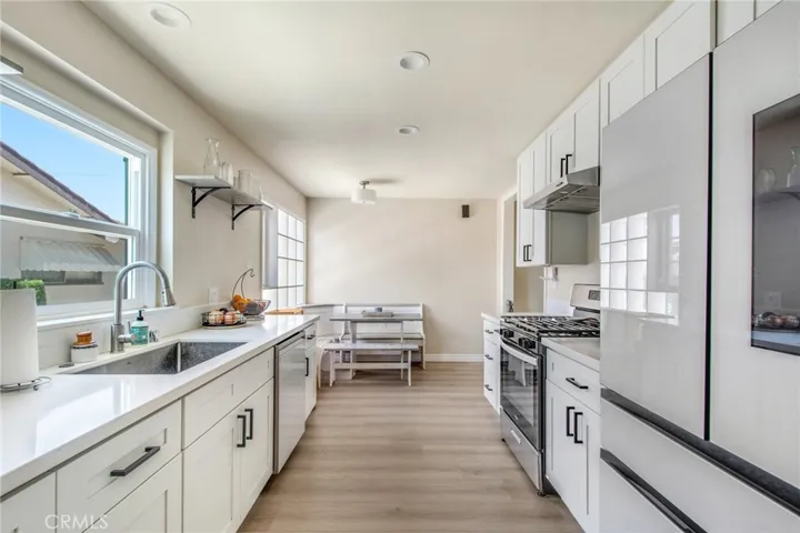 1402 E Madison Avenue, Orange, California 92867