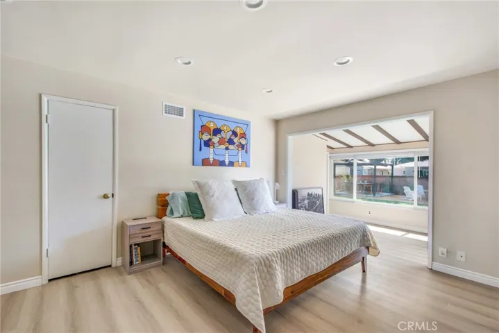1402 E Madison Avenue, Orange, California 92867