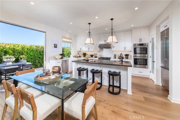 Plan 1 Model Home Great Room & Kitchen