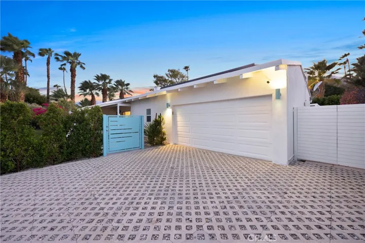 1185 N Avenida Caballeros, Palm Springs, California 92262