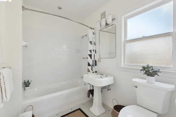 431 Boynton Ave, Berkeley, California 94707