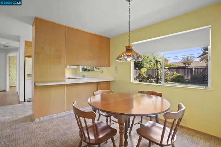 4625 Springwood Way, Concord, California 94521-1904