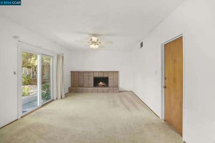 4625 Springwood Way, Concord, California 94521-1904