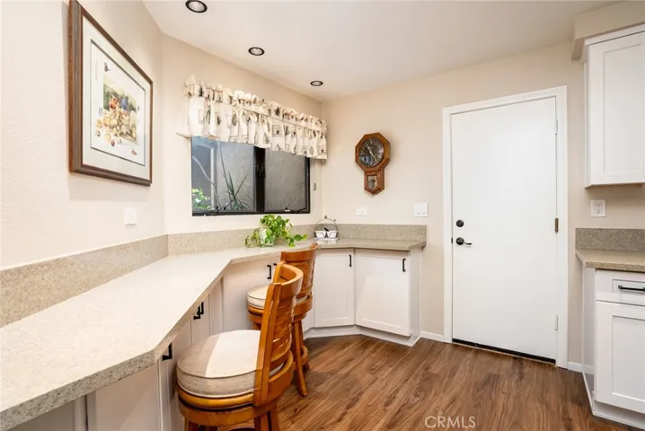 Convenient Breakfast Bar Next to the Kitchen