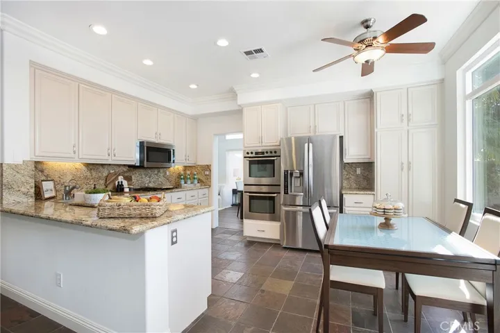 20 Via Perico, Rancho Santa Margarita, California 92688