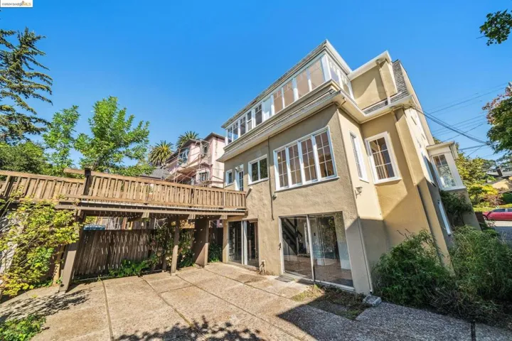 107 Monticello Ave, Piedmont, California 94611