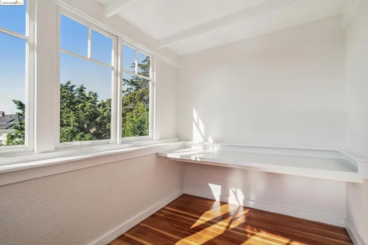 107 Monticello Ave, Piedmont, California 94611