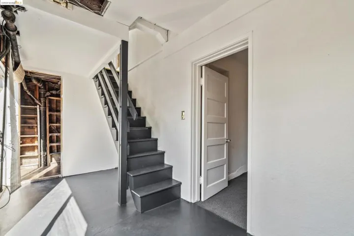 107 Monticello Ave, Piedmont, California 94611