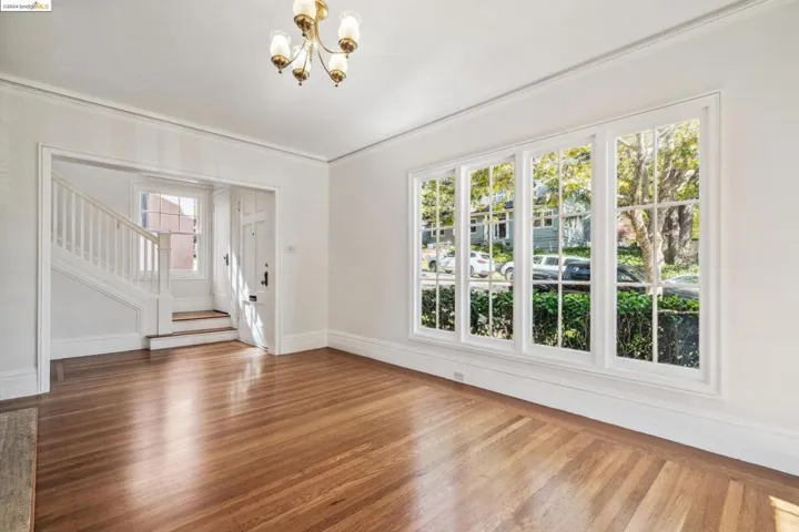 107 Monticello Ave, Piedmont, California 94611