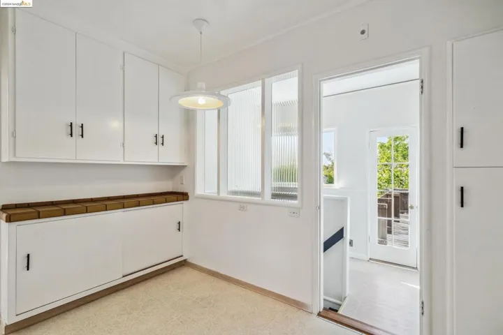 107 Monticello Ave, Piedmont, California 94611