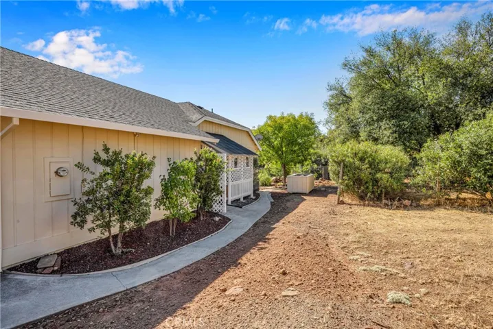 18259 Deer Hill Road, Hidden Valley Lake, California 95467