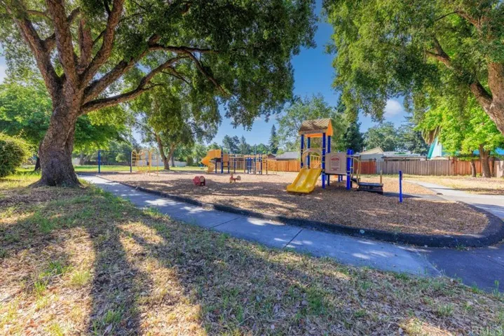 1840 Shelley Drive, Santa Rosa, California 95401