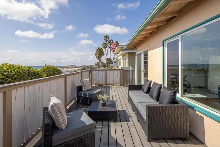 1622 1624 S Pacific Street, Oceanside, California 92054