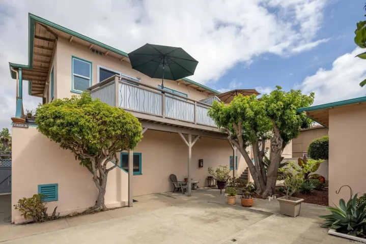 1622 1624 S Pacific Street, Oceanside, California 92054