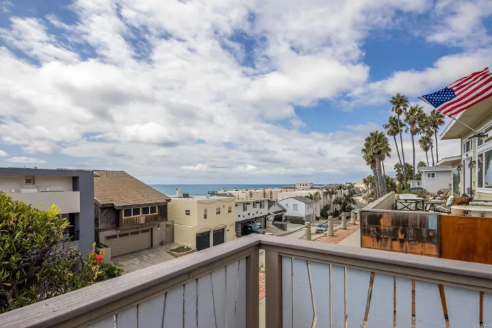 1622 1624 S Pacific Street, Oceanside, California 92054