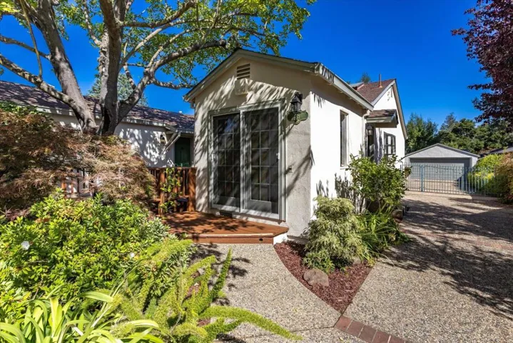 35 Fillmer Avenue, Los Gatos, California 95030