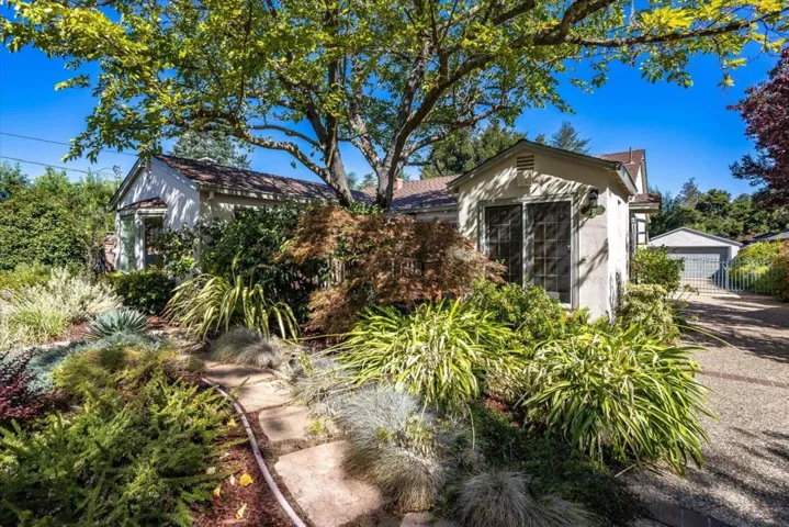 35 Fillmer Avenue, Los Gatos, California 95030