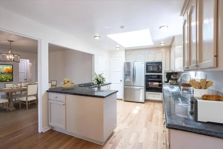 35 Fillmer Avenue, Los Gatos, California 95030