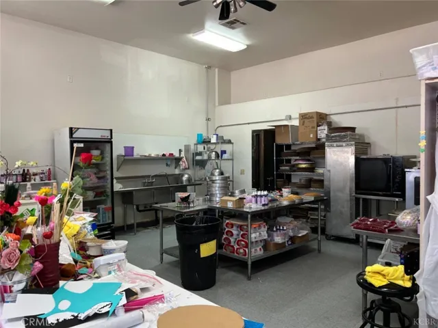 229 E Kings Street, Avenal, California 93204